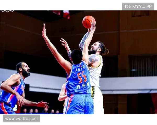 聚焦体育季前赛热身对决与新星崛起全景观察及战术磨合趋势深度解析 - 副本 - 副本 (2) - 副本 - 副本