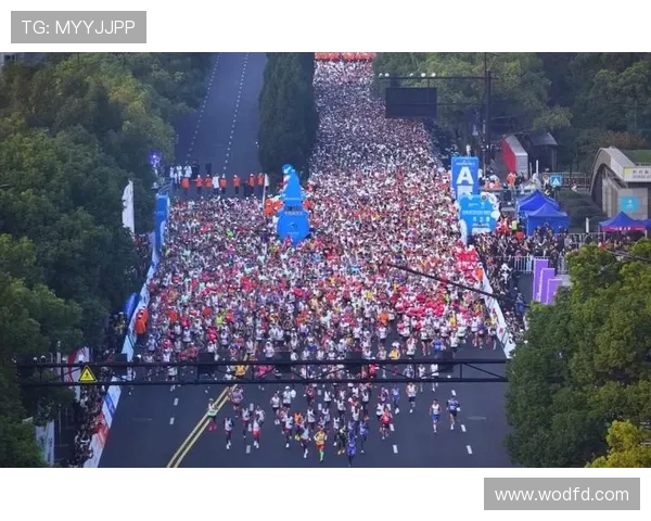 体育赛事精彩纷呈 全新纪录诞生 世界冠军桂冠归属谁将成为新焦点 - 副本 (2)